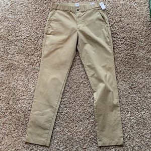 Gap Slim Fit Khakis With GapFlex (NEVER WO…